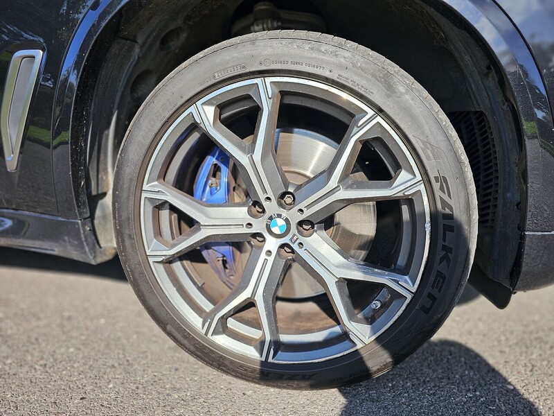 BMW M50i V8 SUV 4.4 Automatic Petrol