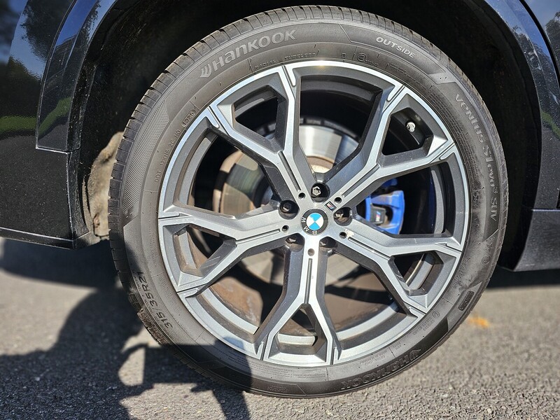 BMW M50i V8 SUV 4.4 Automatic Petrol