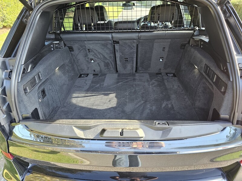 BMW M50i V8 SUV 4.4 Automatic Petrol