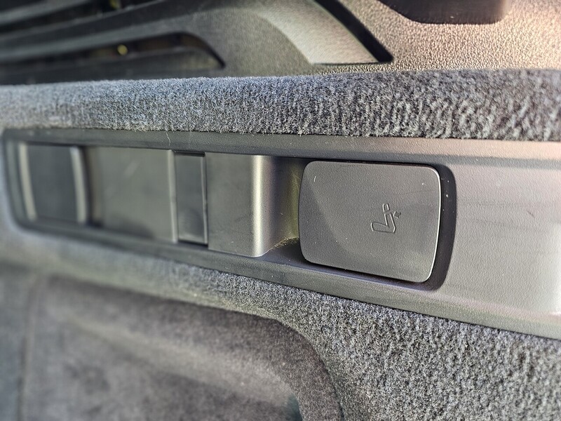 BMW M50i V8 SUV 4.4 Automatic Petrol