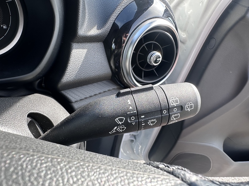 MG VTi-TECH Exclusive Nav Hatchback 1.5 Manual Petrol