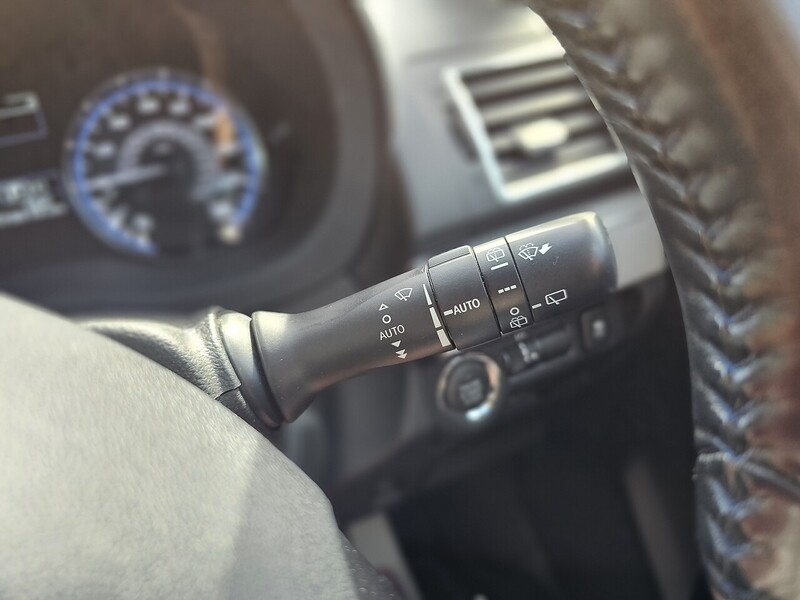 Subaru i GT Estate 1.6 Automatic Petrol