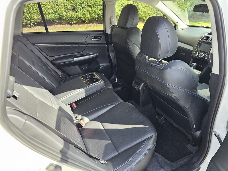 Subaru i GT Estate 1.6 Automatic Petrol