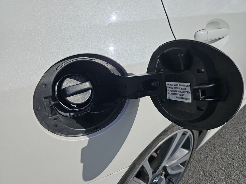 Subaru i GT Estate 1.6 Automatic Petrol