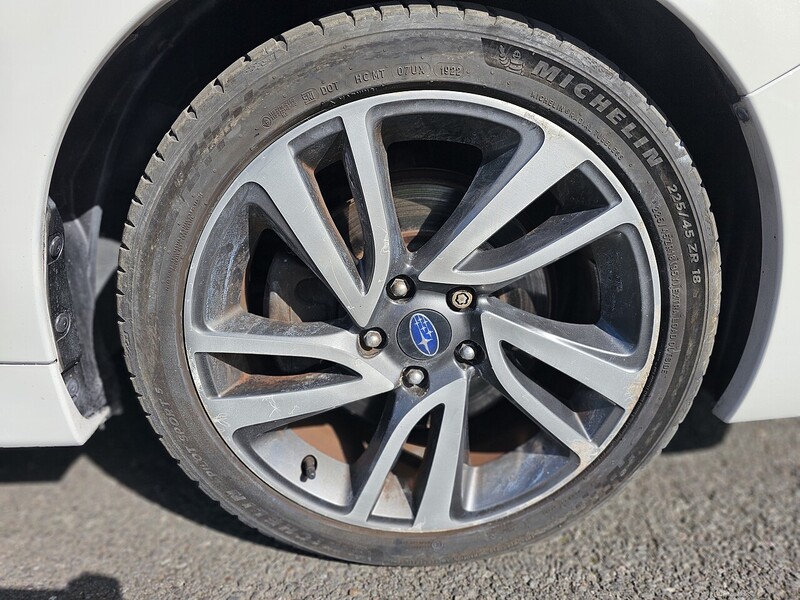 Subaru i GT Estate 1.6 Automatic Petrol