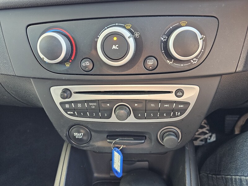 Renault 2.0 16V Dynamique TomTom Hatchback 5dr Petrol CVT Euro 5 (140 ps)