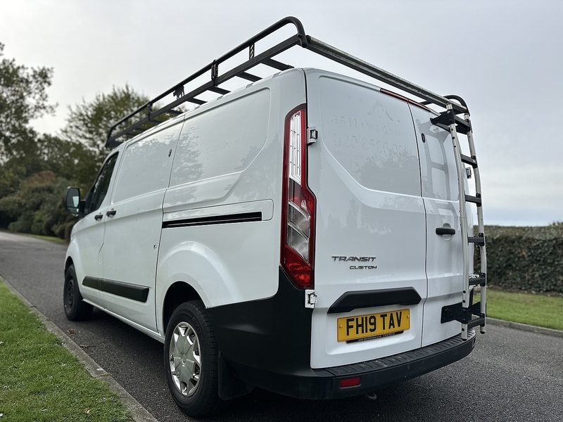 Ford 300 EcoBlue Panel Van 2.0 Manual Diesel