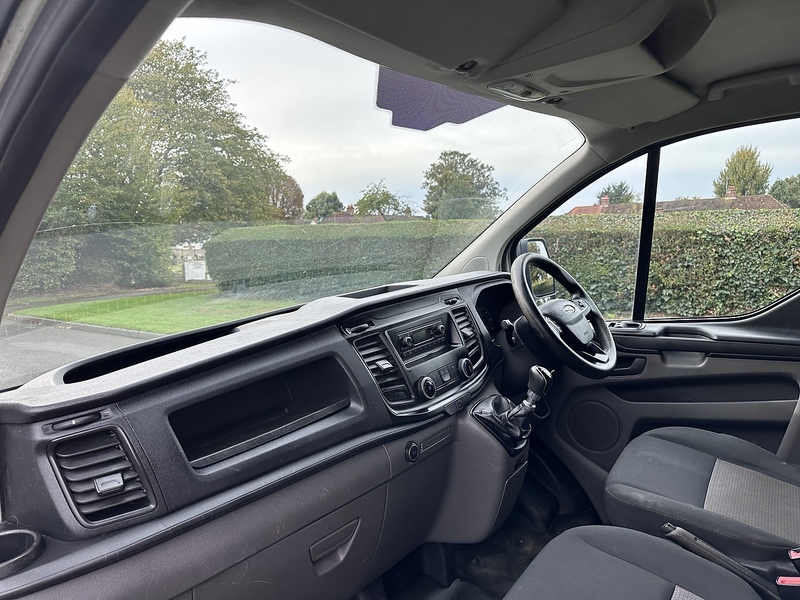 Ford 300 EcoBlue Panel Van 2.0 Manual Diesel