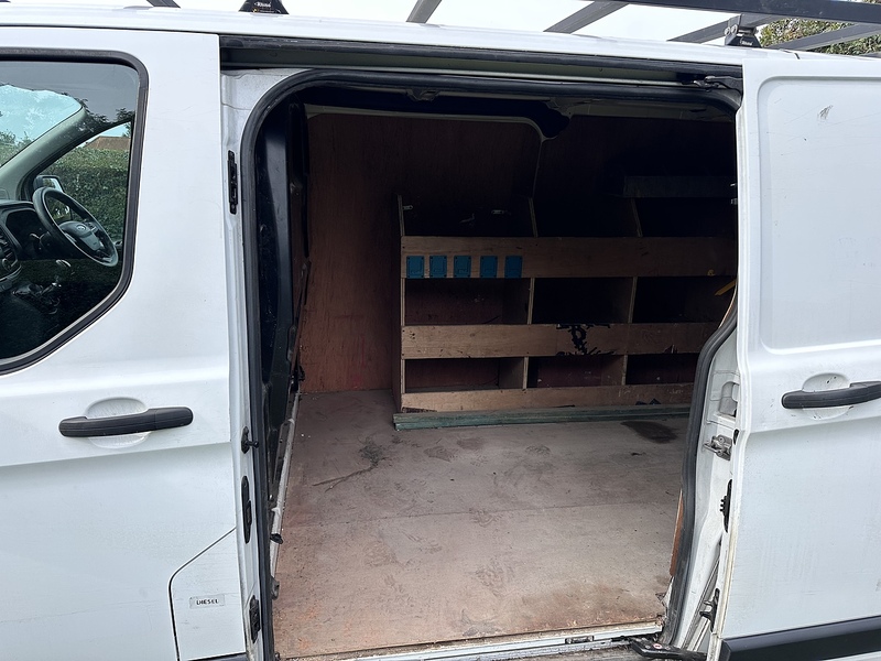Ford 300 EcoBlue Panel Van 2.0 Manual Diesel