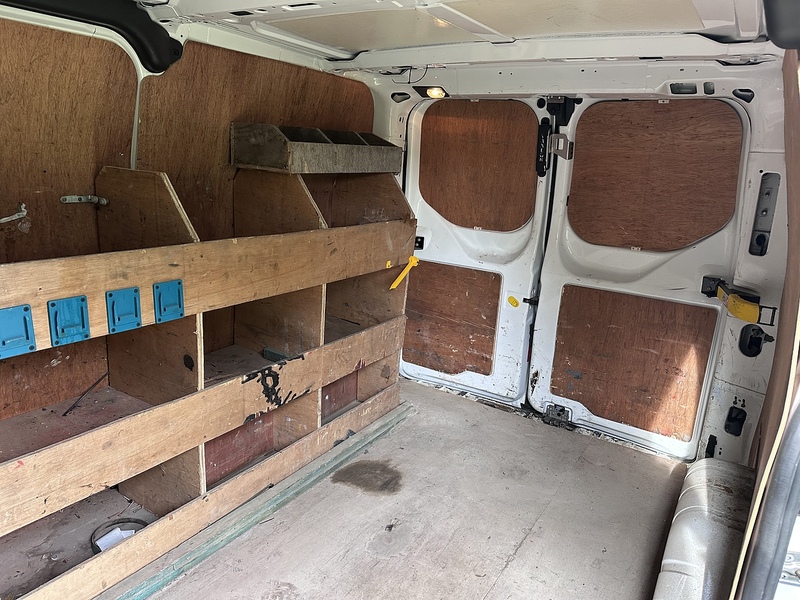 Ford 300 EcoBlue Panel Van 2.0 Manual Diesel