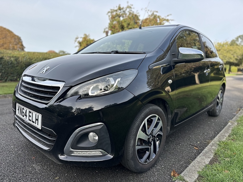Peugeot VTi PureTech Allure Hatchback 1.2 Manual Petrol