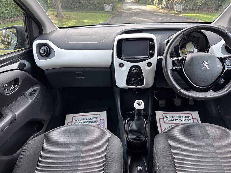 Peugeot VTi PureTech Allure Hatchback 1.2 Manual Petrol