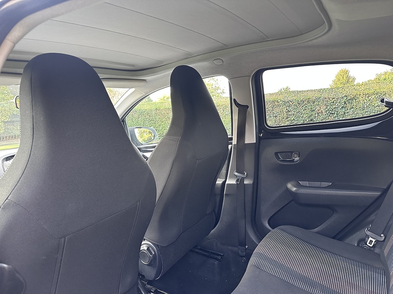 Peugeot VTi PureTech Allure Hatchback 1.2 Manual Petrol