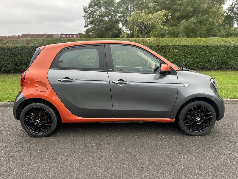 Smart Edition 1 Hatchback 1.0 Manual Petrol