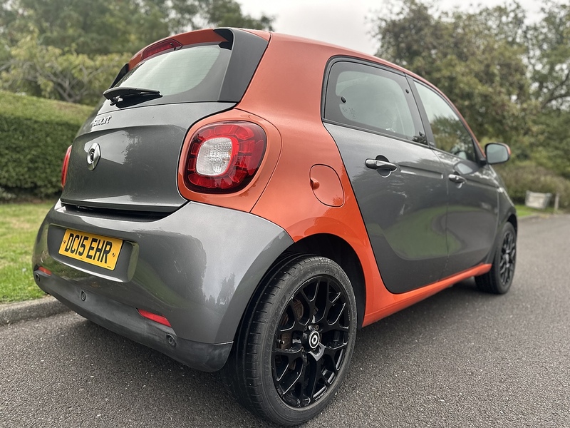 Smart Edition 1 Hatchback 1.0 Manual Petrol