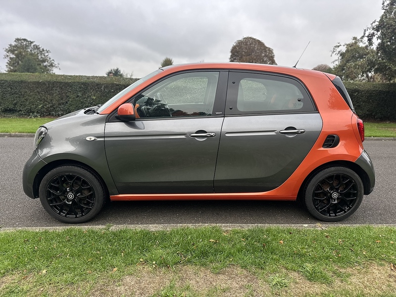 Smart Edition 1 Hatchback 1.0 Manual Petrol