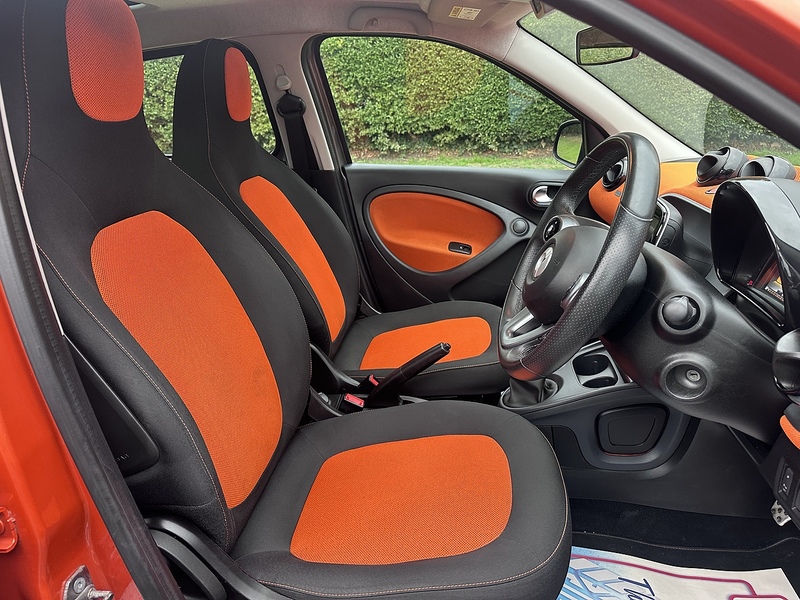 Smart Edition 1 Hatchback 1.0 Manual Petrol