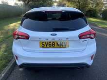 Ford Focus T EcoBoost ST-Line 