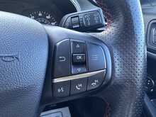 Ford Focus T EcoBoost ST-Line 