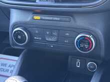 Ford Focus T EcoBoost ST-Line 