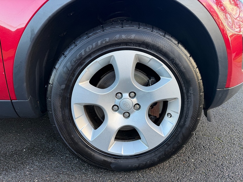 Land Rover 2.0 eD4 SE SUV 5dr Diesel Manual Euro 6 (s/s) (5 Seat) (150 ps)