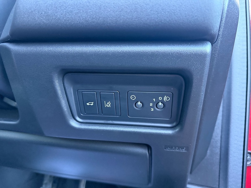 Land Rover 2.0 eD4 SE SUV 5dr Diesel Manual Euro 6 (s/s) (5 Seat) (150 ps)