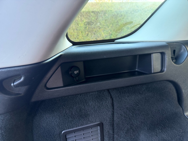 Land Rover 2.0 eD4 SE SUV 5dr Diesel Manual Euro 6 (s/s) (5 Seat) (150 ps)