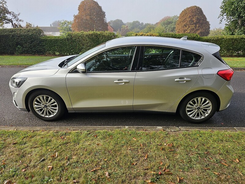 Ford 1.0T EcoBoost Titanium Hatchback 5dr Petrol Manual Euro 6 (s/s) (125 ps)