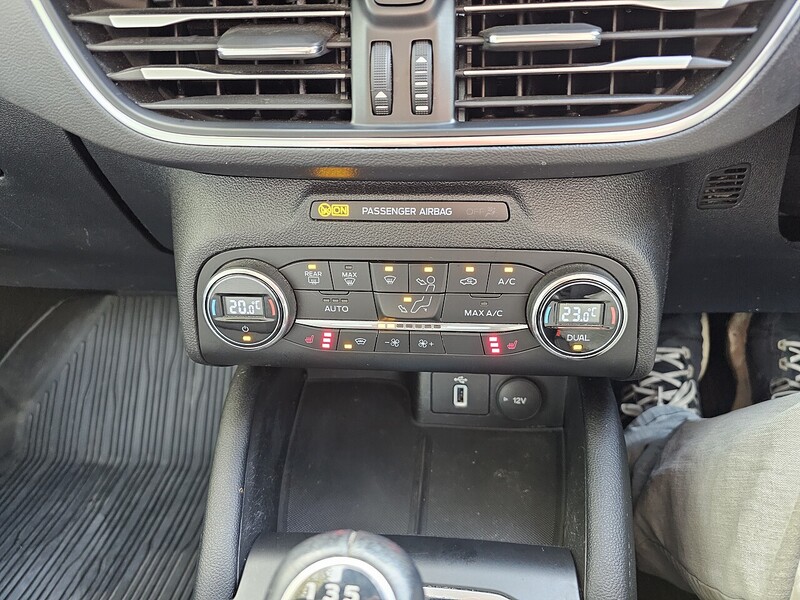 Ford 1.0T EcoBoost Titanium Hatchback 5dr Petrol Manual Euro 6 (s/s) (125 ps)