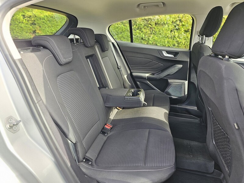 Ford 1.0T EcoBoost Titanium Hatchback 5dr Petrol Manual Euro 6 (s/s) (125 ps)