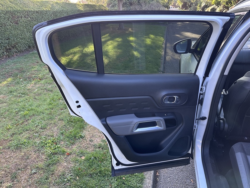 Citroen PureTech Flair SUV 1.2 Manual Petrol