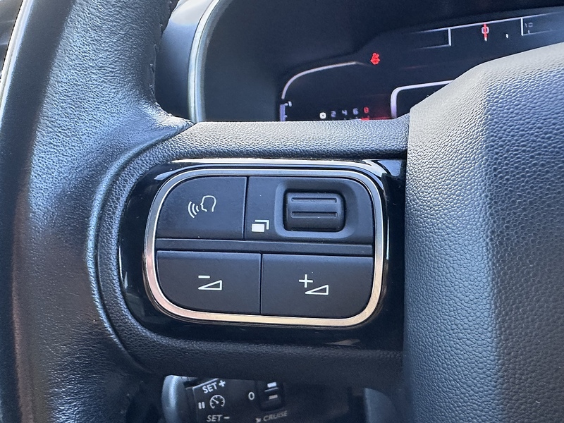 Citroen PureTech Flair SUV 1.2 Manual Petrol