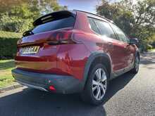Peugeot 2008 PureTech Allure 