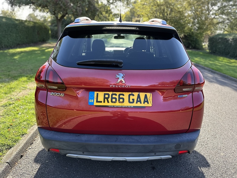 Peugeot PureTech Allure SUV 1.2 Manual Petrol