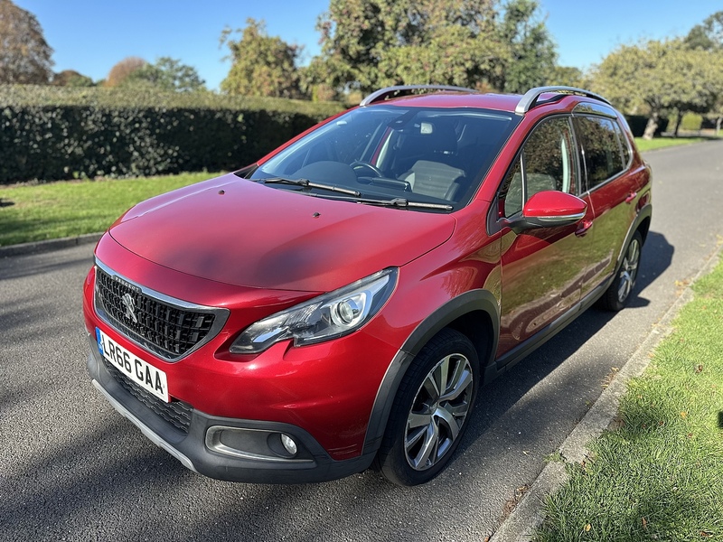 Peugeot PureTech Allure SUV 1.2 Manual Petrol