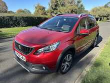 Peugeot 2008 PureTech Allure 