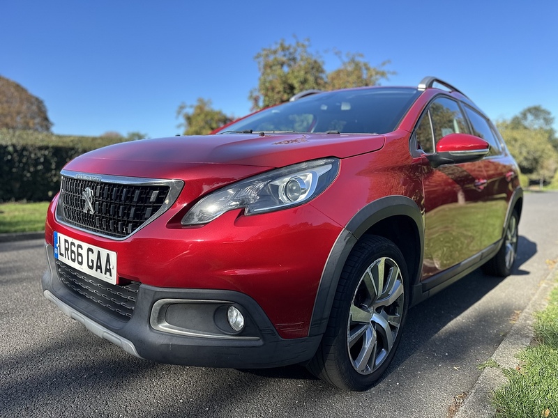 Peugeot PureTech Allure SUV 1.2 Manual Petrol
