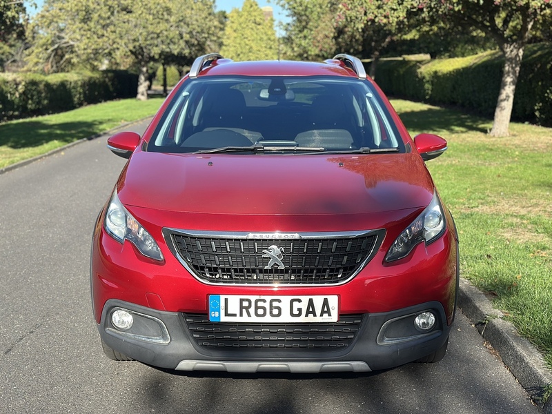 Peugeot PureTech Allure SUV 1.2 Manual Petrol