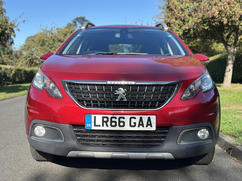 Peugeot PureTech Allure SUV 1.2 Manual Petrol