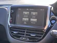 Peugeot 2008 PureTech Allure 