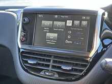 Peugeot 2008 PureTech Allure 