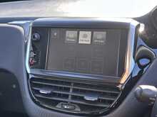 Peugeot 2008 PureTech Allure 