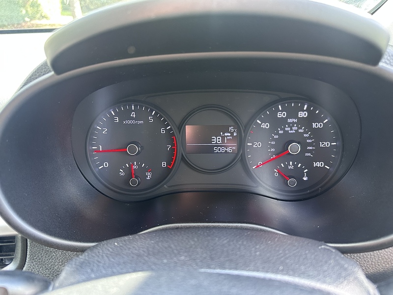 Kia 2 Hatchback 1.0 Manual Petrol