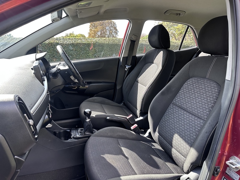 Kia 2 Hatchback 1.0 Manual Petrol