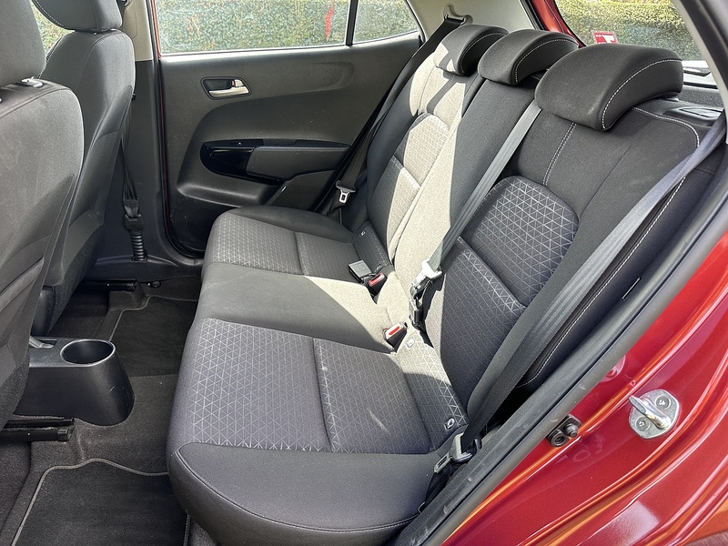 Kia 2 Hatchback 1.0 Manual Petrol