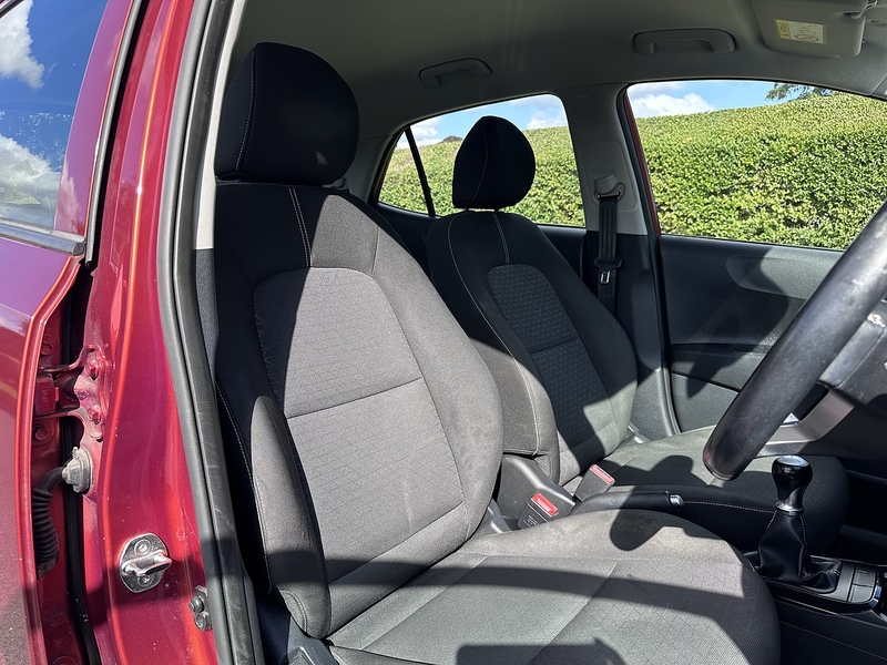 Kia 2 Hatchback 1.0 Manual Petrol