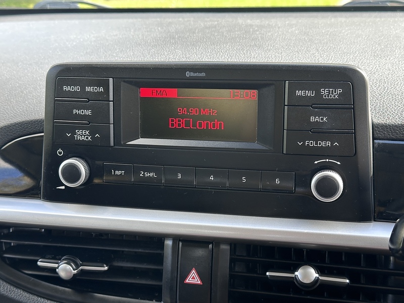 Kia 2 Hatchback 1.0 Manual Petrol