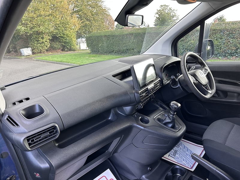 Vauxhall Turbo Design MPV 1.2 Manual Petrol