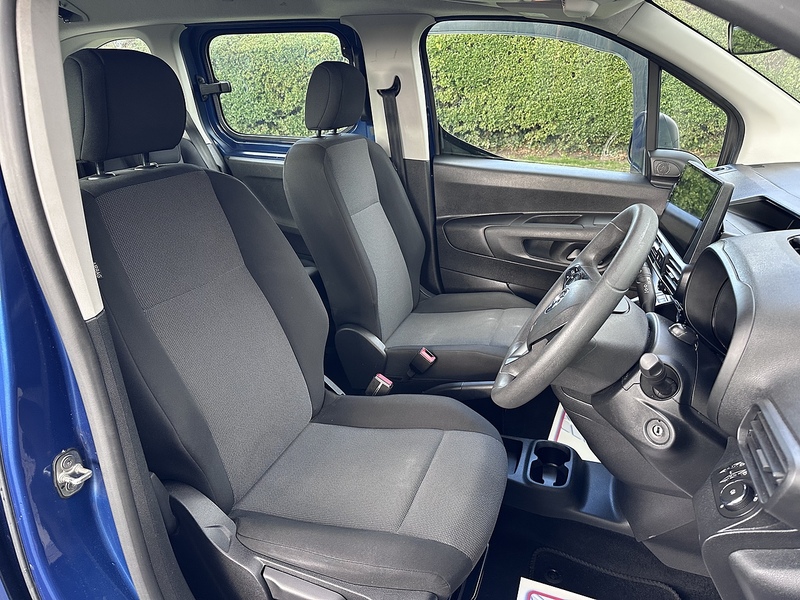 Vauxhall Turbo Design MPV 1.2 Manual Petrol