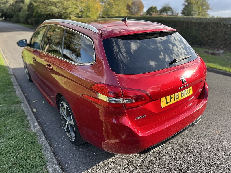 Peugeot PureTech GT Line Estate 1.2 Manual Petrol